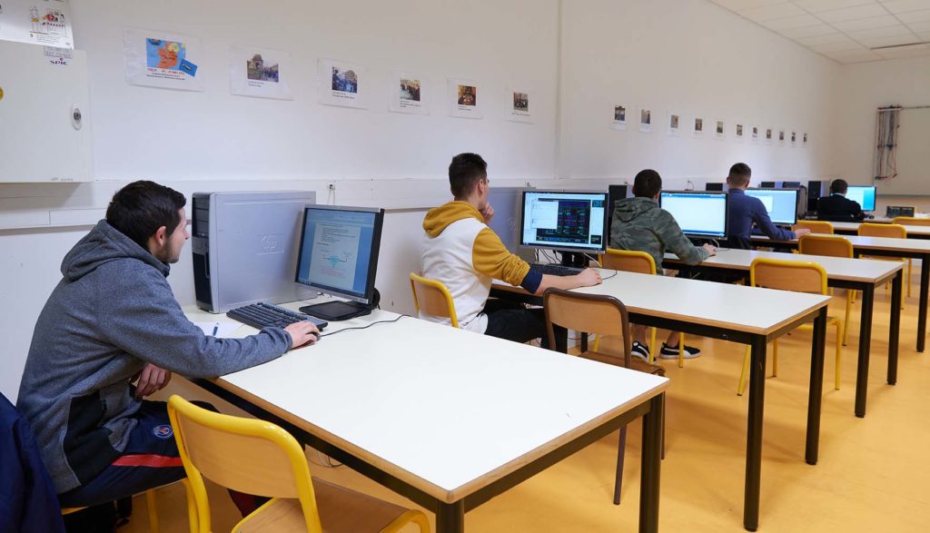 Formation BTS Electrotechnicien